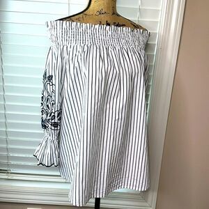 Chico’s SZ 4 Poplin Tunic Top